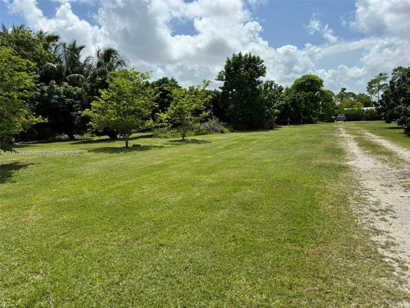 245 SW 123rd Ave, Homestead FL 33032