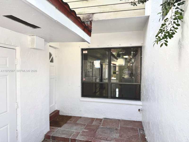 2700 N 34th Ave # I, Hollywood FL 33021