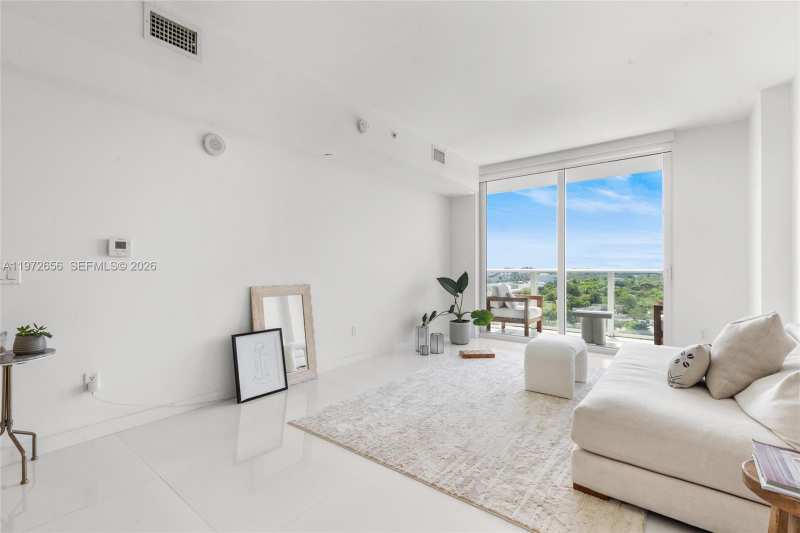 4250 Biscayne Blvd # 1112, Miami FL 33137