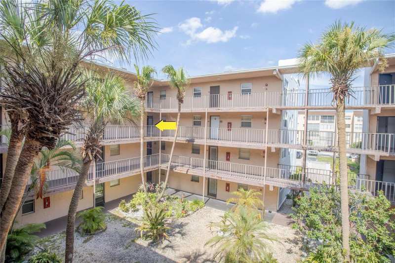 2850 Somerset Drive # 307L, Lauderdale Lakes FL 33311