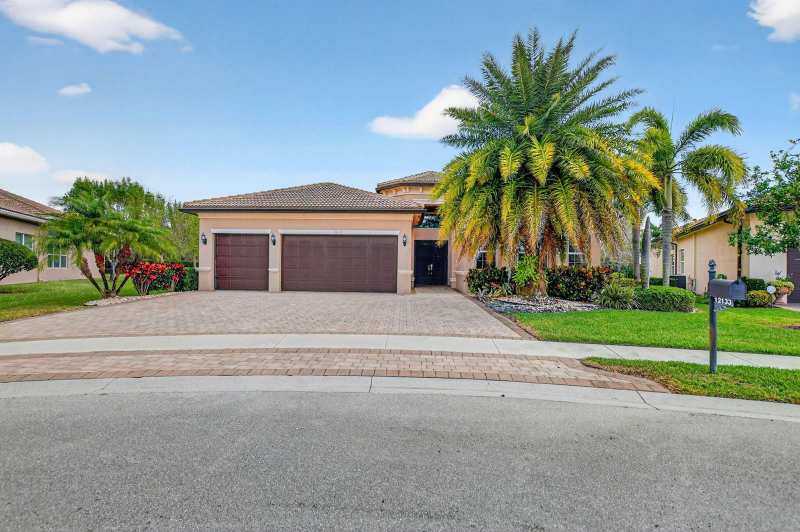12133 Glacier Bay Drive, Boynton Beach FL 33473