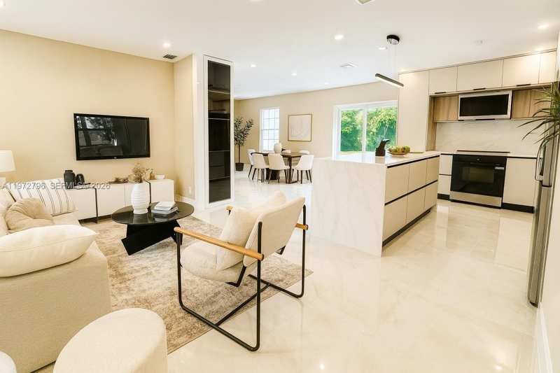 1399 NE 38th St, Oakland Park FL 33334