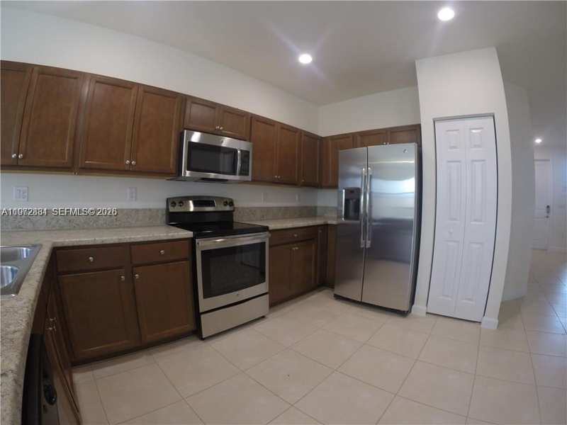 25356 SW 116TH AVE, Miami FL 33032