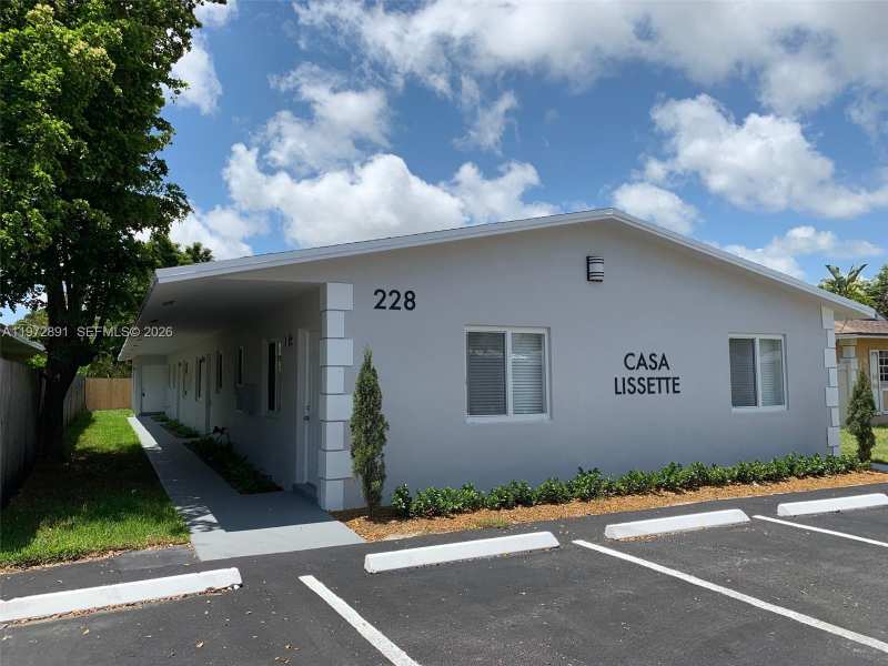 FT LAUDERDALE LAND & DEV