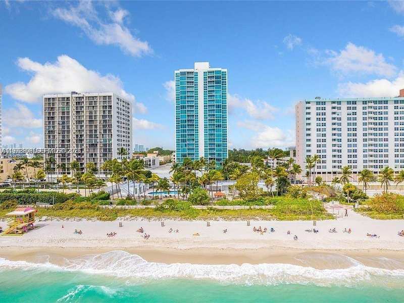 2655 Collins Ave # 1404, Miami Beach FL 33140