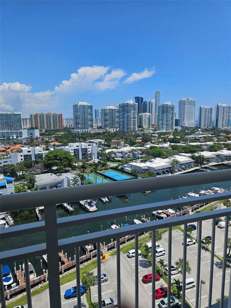400 Kings Point Dr # 1624, Sunny Isles Beach FL 33160