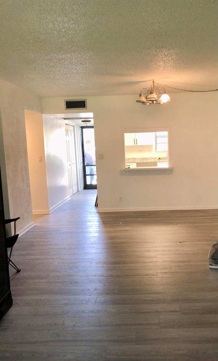 9233 SW 8th Street # 110, Boca Raton FL 33428