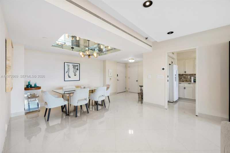 19500 Turnberry Way # 5F, Aventura FL 33180