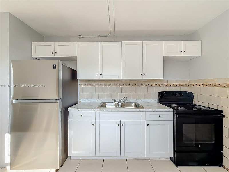 2408 NW 8th St # 0, Pompano Beach FL 33069