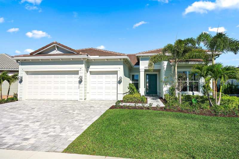 10722 Stellar Circle, Palm Beach Gardens FL 33412