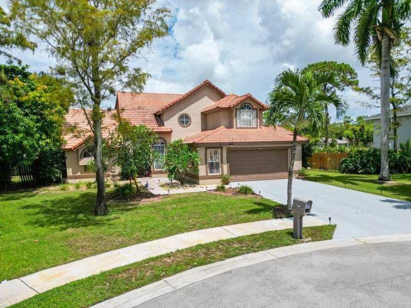 1521 Snapdragon Drive, Wellington FL 33414