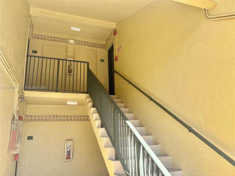 18324 NW 68th Ave # H, Hialeah FL 33015