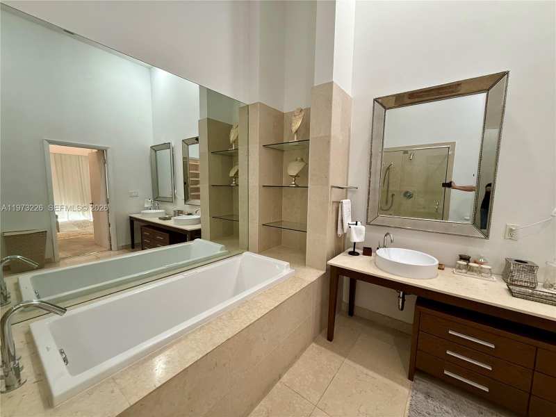 495 Brickell Ave # 1403, Miami FL 33131