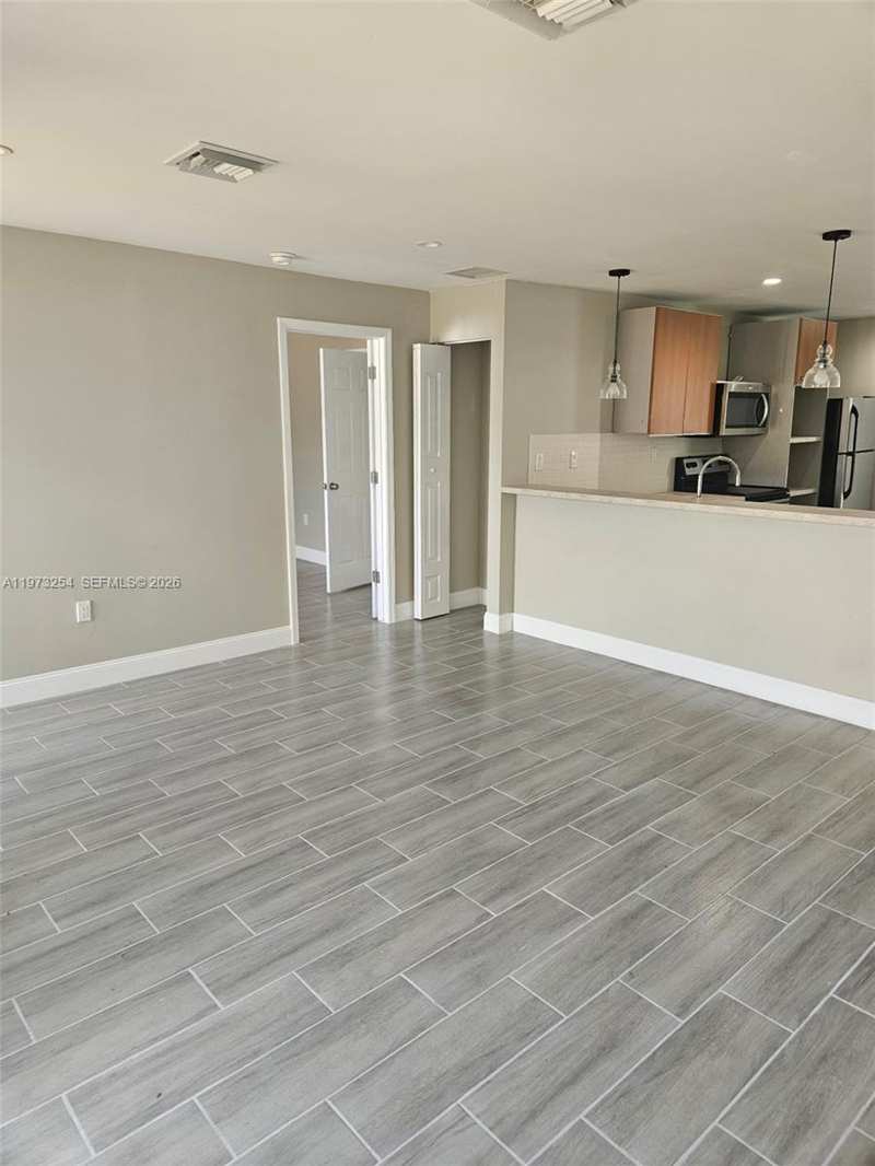 3906 NW 207th St Rd # 3906, Miami Gardens FL 33055