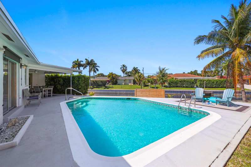 6797 Bayshore Drive, Lake Worth FL 33462