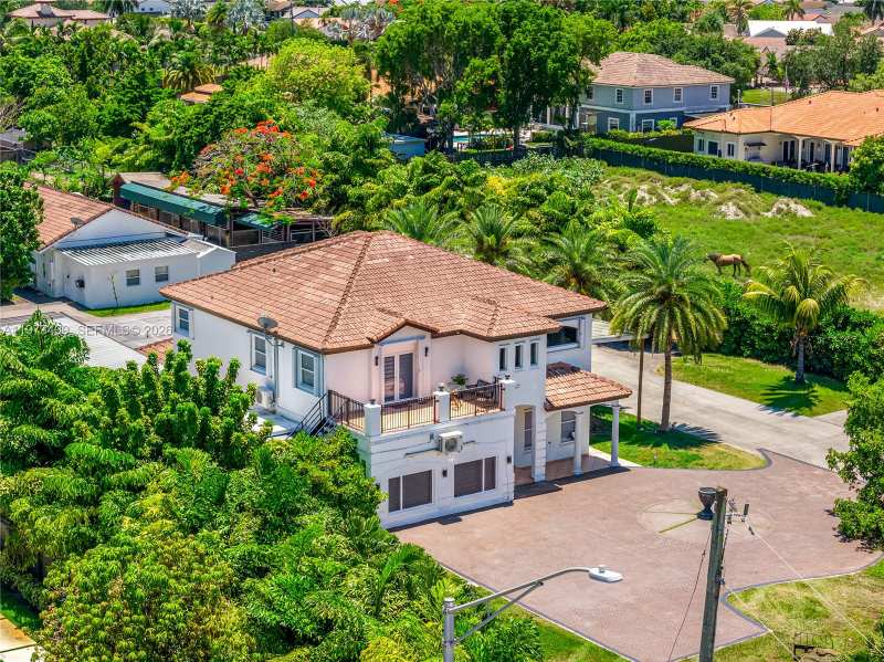 13050 SW 26th St, Miami FL 33175