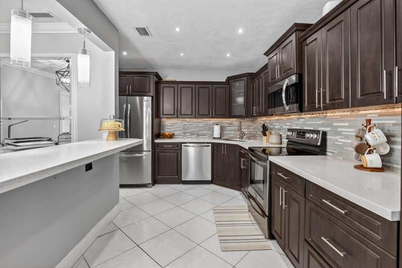 6500 SW 13th Street, Plantation FL 33317