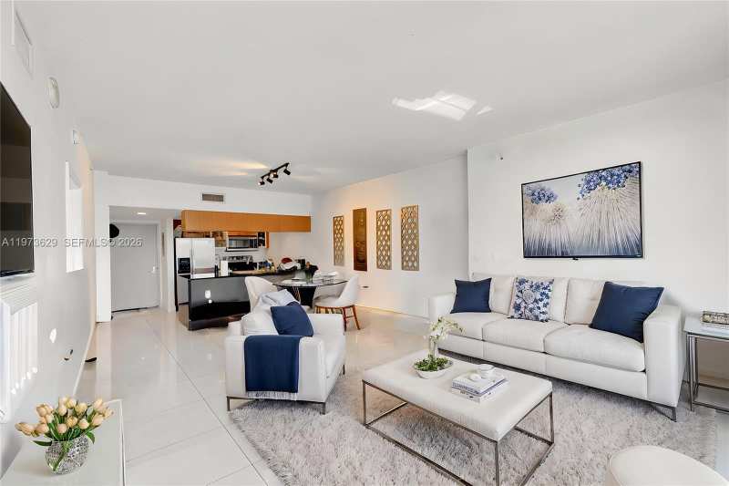 1750 N Bayshore Dr # 2510, Miami FL 33132