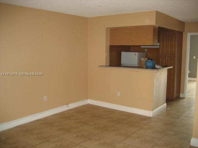 10832 N KENDALL DR # 6, Miami FL 33176