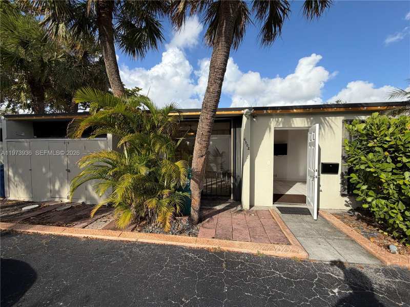 6502 Miami Lakes Dr E # 6502, Miami Lakes FL 33014