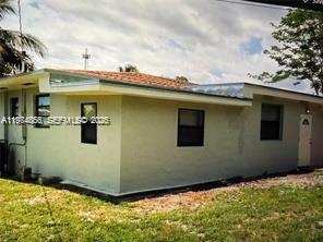 121 NW 188th St, Miami Gardens FL 33169