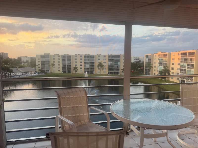441 SE 3rd St # 505, Dania Beach FL 33004