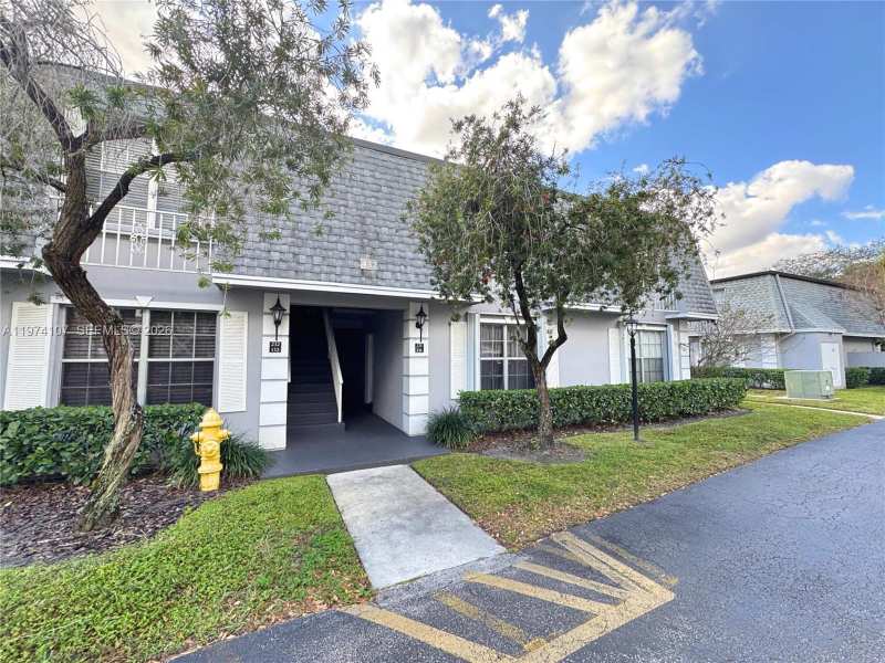 432 NW 70th Ave # 231, Plantation FL 33317