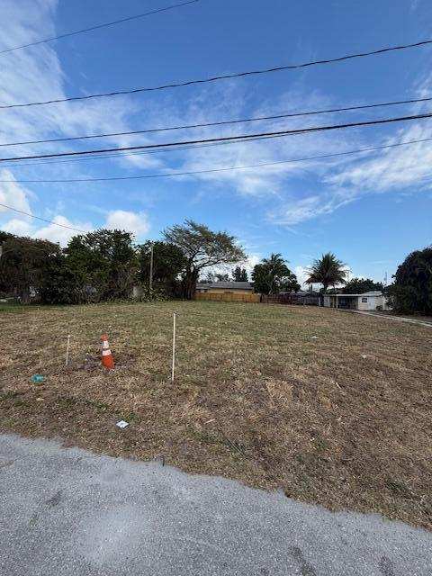 4583 Diekhans Road, West Palm Beach FL 33417