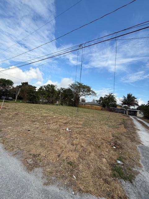 4583 Diekhans Road, West Palm Beach FL 33417