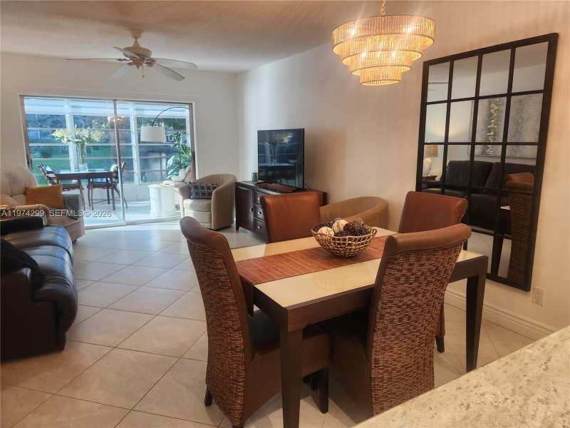 5101 NW 34th St # 101, Lauderdale Lakes FL 33319