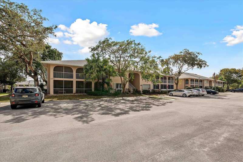 13790 Oneida Drive # B1, Delray Beach FL 33446