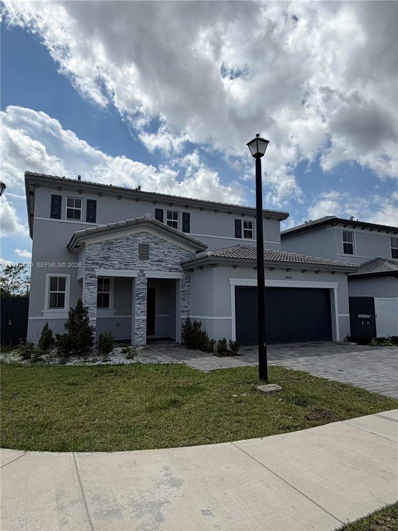 14804 SW 162nd St, Miami FL 33187