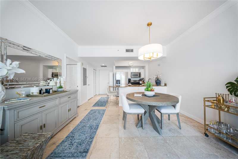 7290 SW 90th St # 308, Miami FL 33156