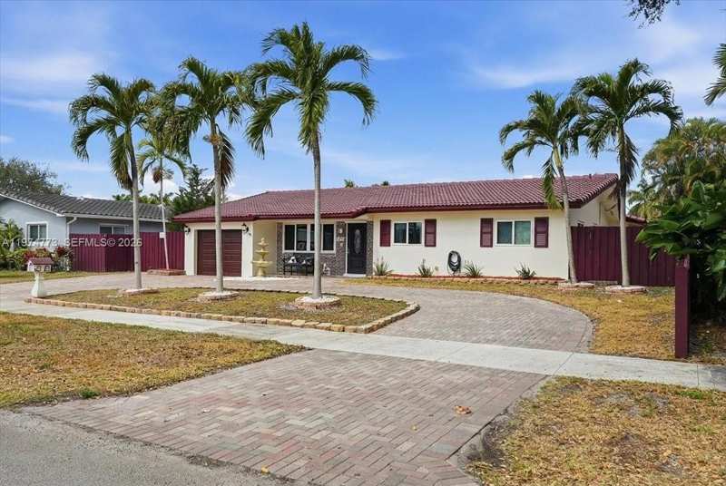 4925 Tyler St, Hollywood FL 33021
