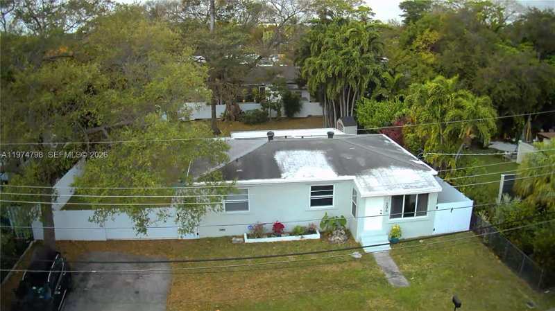 204 SW 7th Ave, Hallandale Beach FL 33009