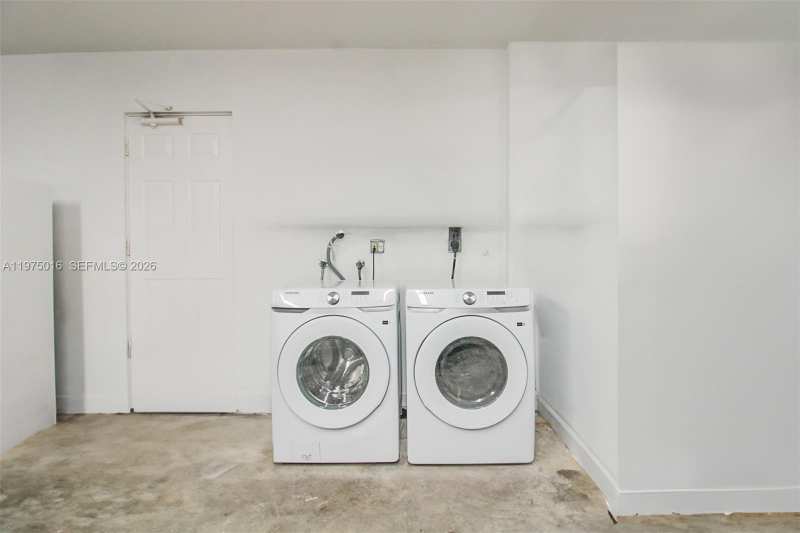 14350 SW 232nd St # 14350, Miami FL 33170