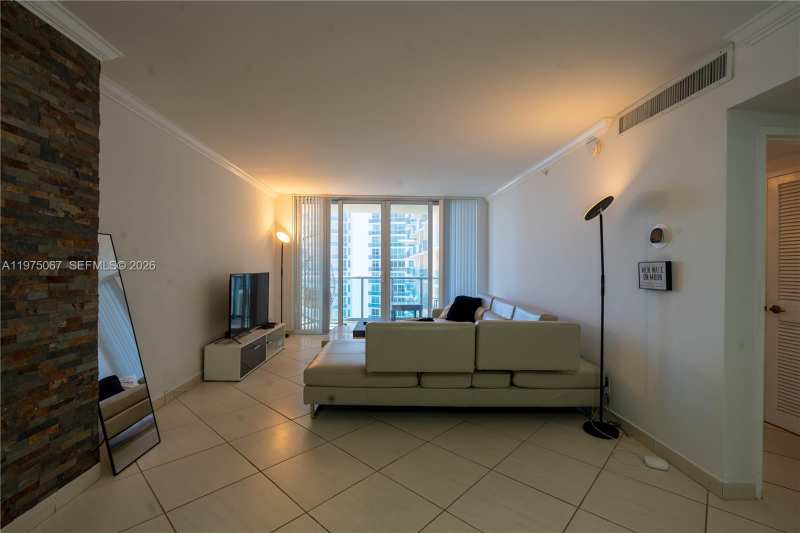 2501 S Ocean Dr # 1118, Hollywood FL 33019