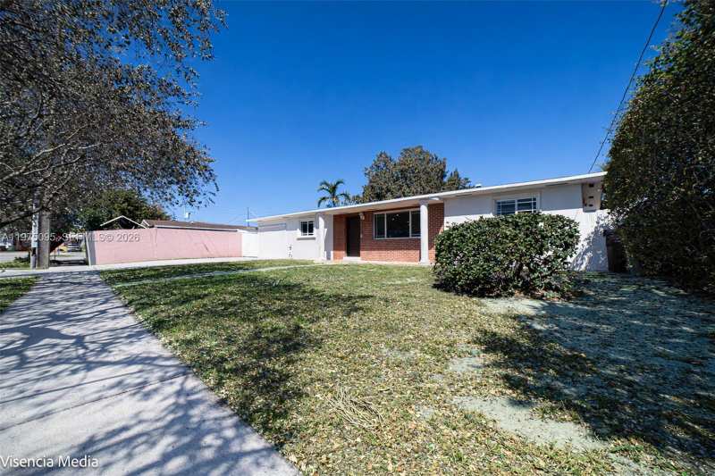 783 W 78th St # 1, Hialeah FL 33014