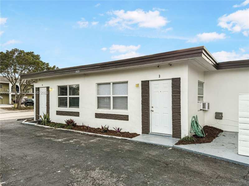 1625 S Federal Hwy, Lake Worth FL 33460