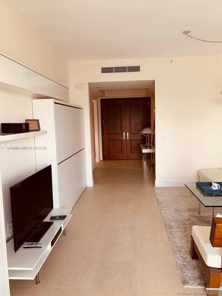 1425 Brickell Ave # 43D, Miami FL 33131