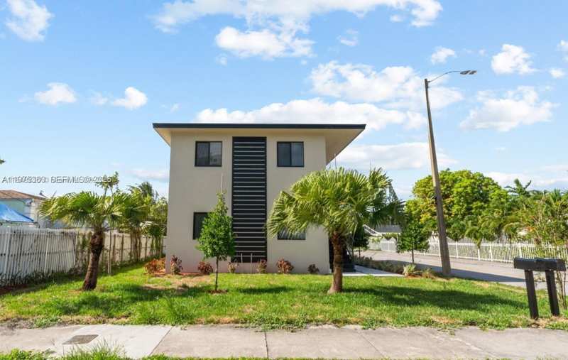 3712 NW 13th Pl # 2, Miami FL 33142