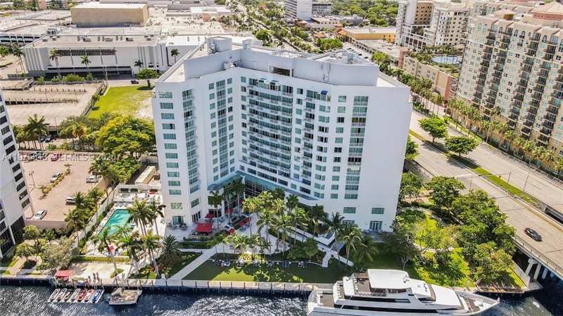 2670 E Sunrise Blvd # 1402, Fort Lauderdale FL 33304