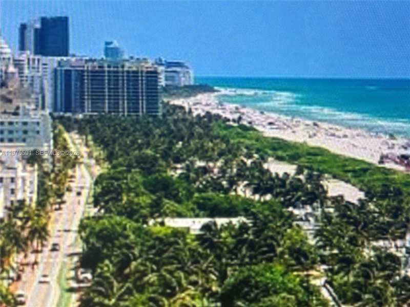 1390 Ocean Dr # 304, Miami Beach FL 33139