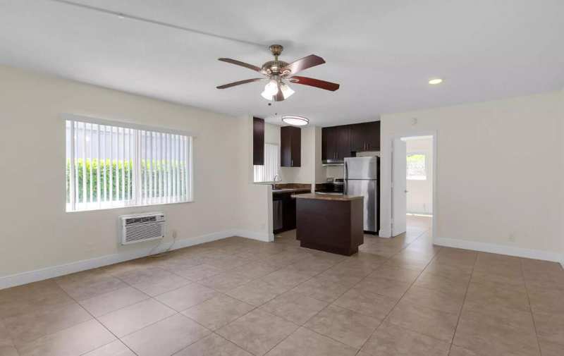 560 NE 46th Street # 8, Boca Raton FL 33431