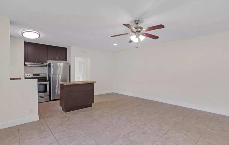 560 NE 46th Street # 8, Boca Raton FL 33431