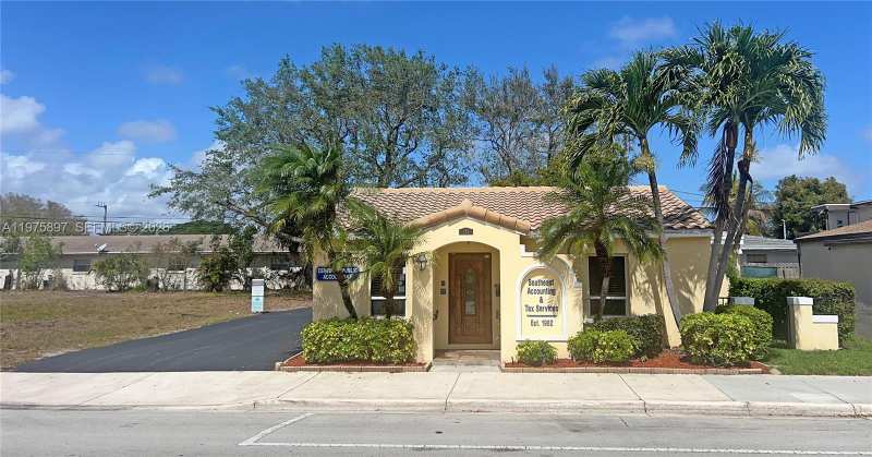 713 E Atlantic Blvd, Pompano Beach FL 33060