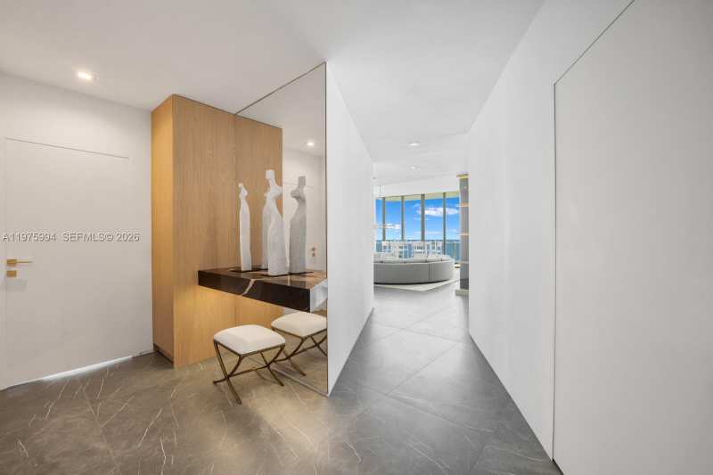 2900 NE 7th Ave # 4602, Miami FL 33137
