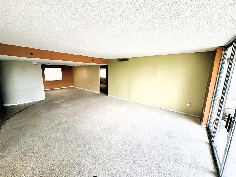 3940 Inverrary Boulevard # 701a, Lauderhill FL 33319