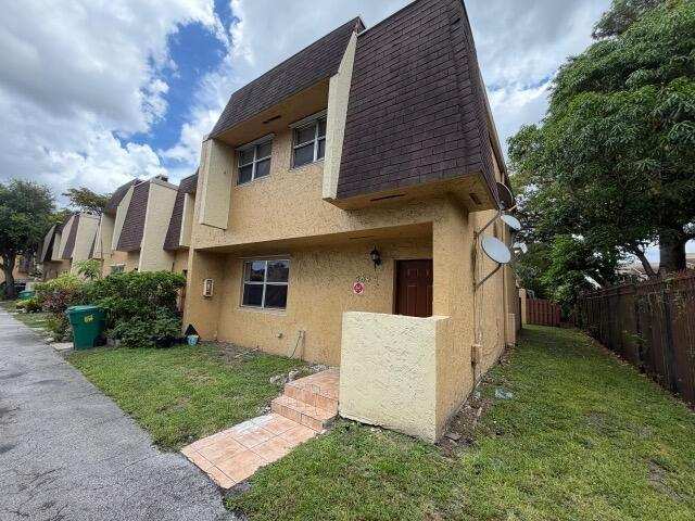 5844 Blueberry Unit 68 Court, Lauderhill FL 33313