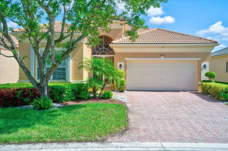 15323 Fiorenza Circle, Delray Beach FL 33446
